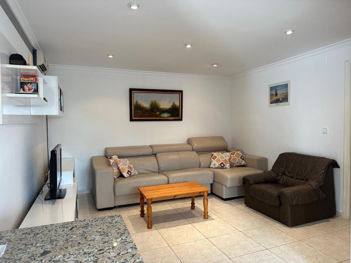 Apartamentos En La Villa Con El Territorio Comun En 卡尔佩 外观 照片