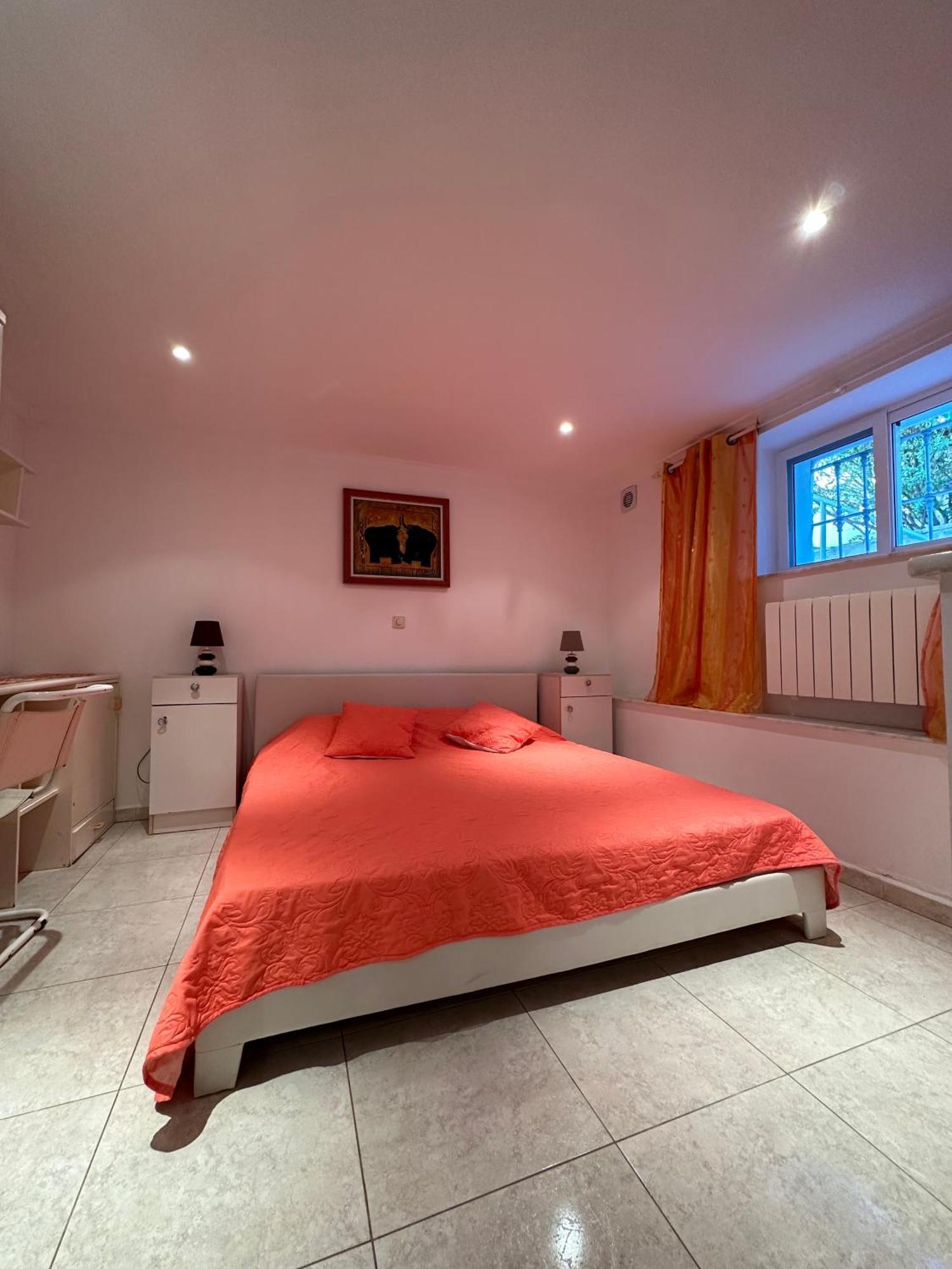 Apartamentos En La Villa Con El Territorio Comun En 卡尔佩 外观 照片